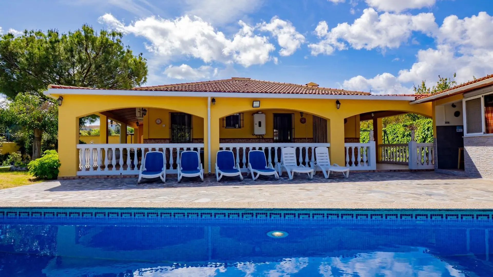 Cubo's Finca Megan Alhaurín de la Torre España